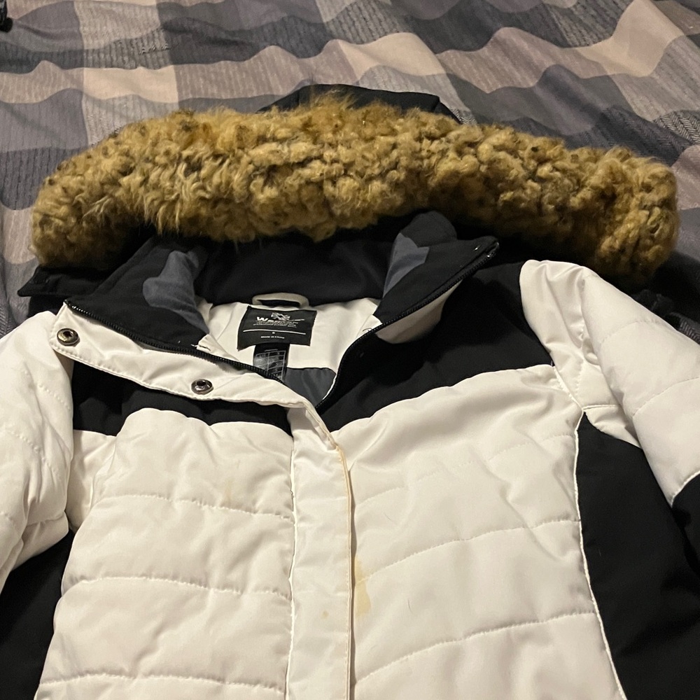 Women's White and Black Ski Jacket - Picture 3 of 7